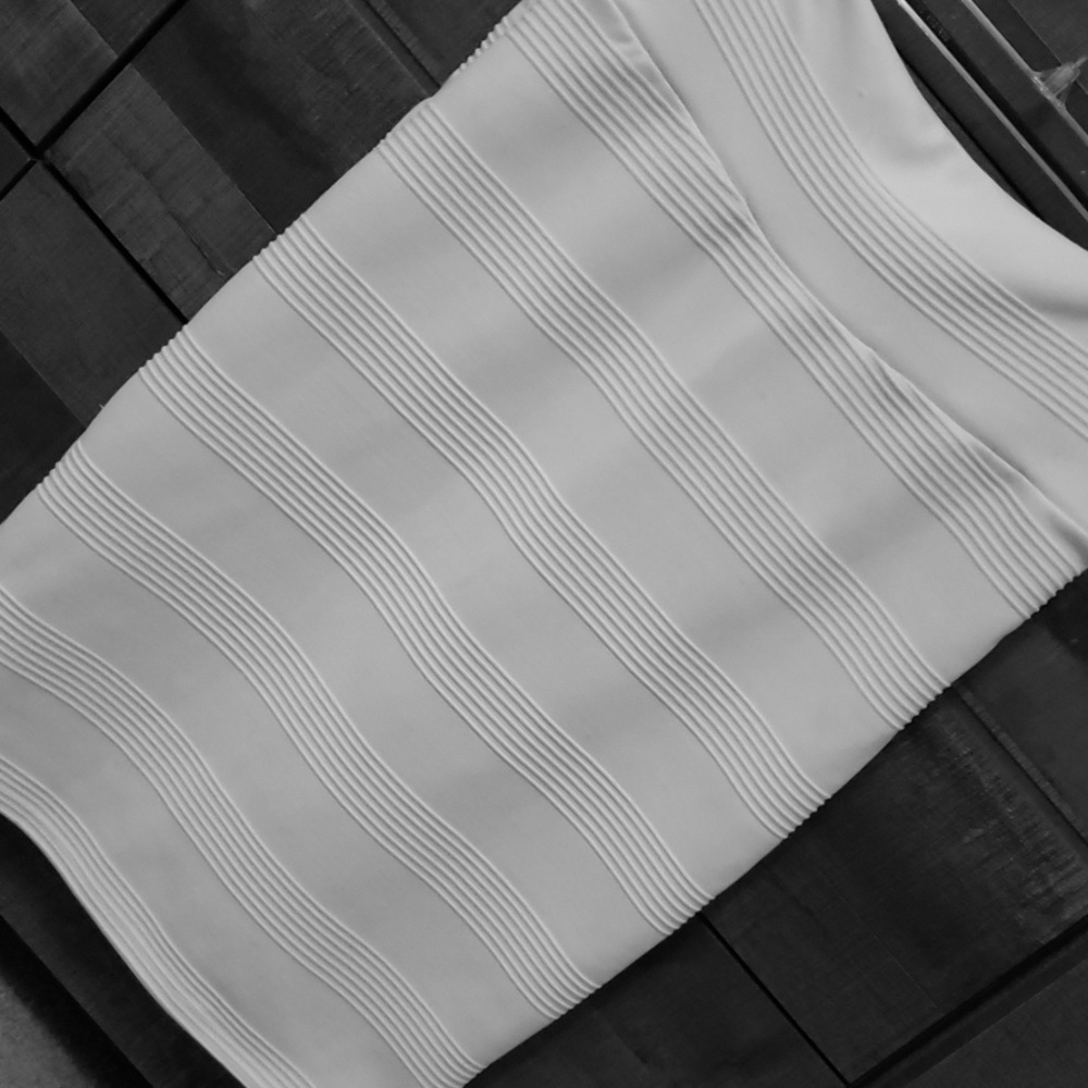 *Make an offer* White Textured LLR Skirt size M